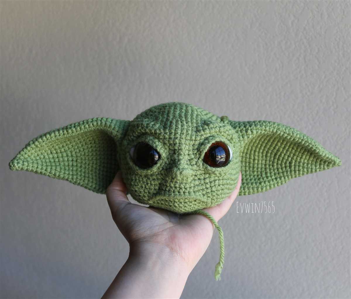 Free yoda knitting pattern