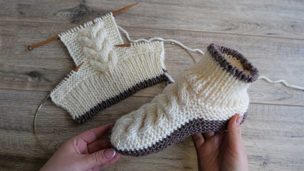 Free cable knit slipper pattern