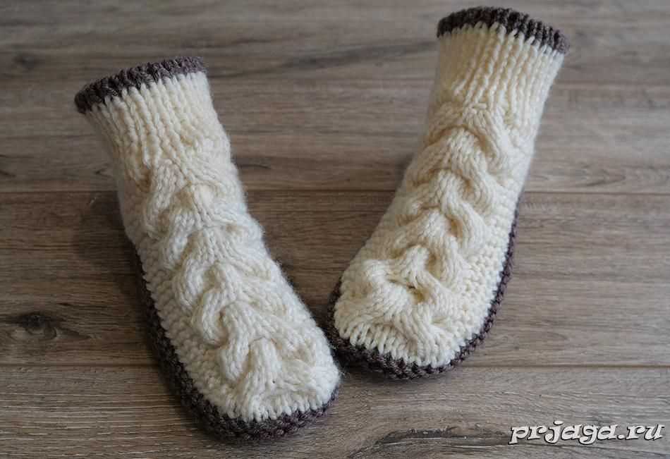 Free cable knit slipper pattern