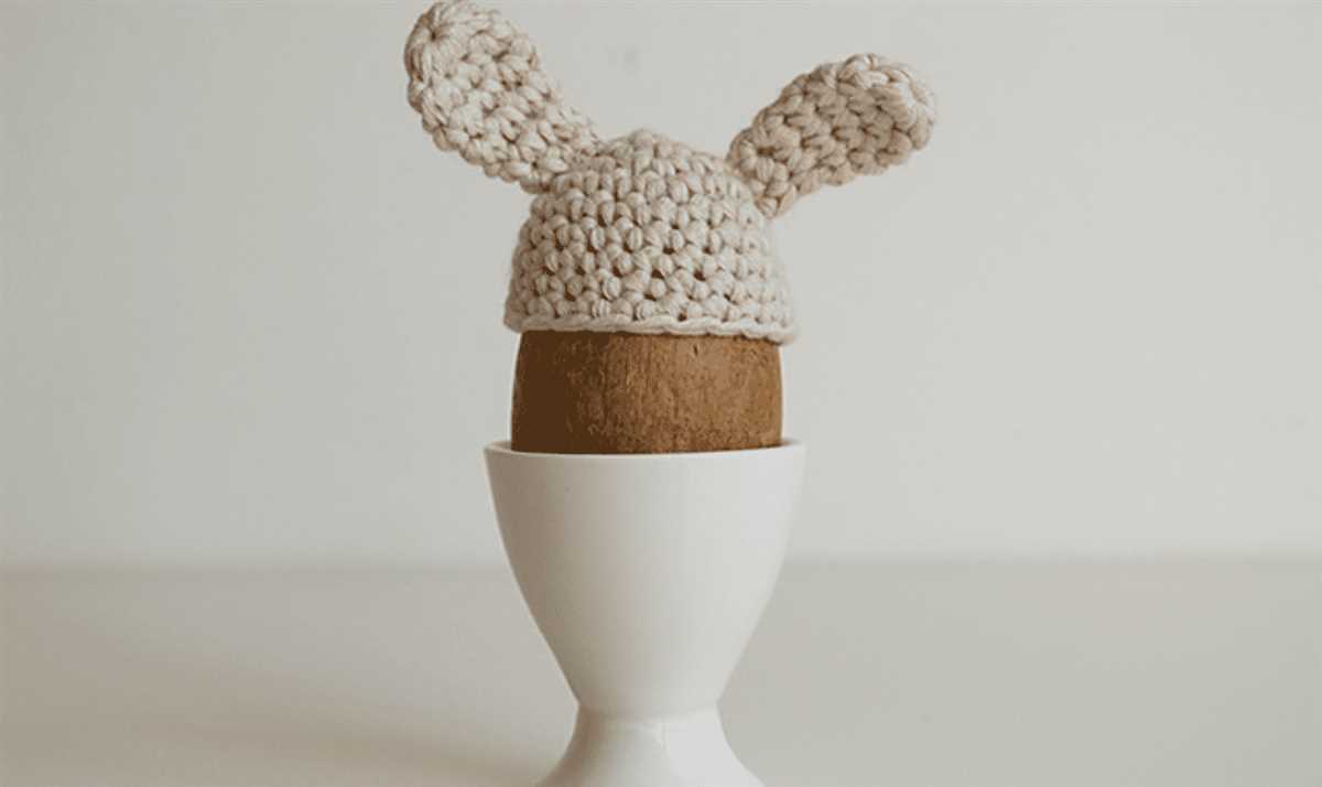 Free creme egg bunny knitting pattern