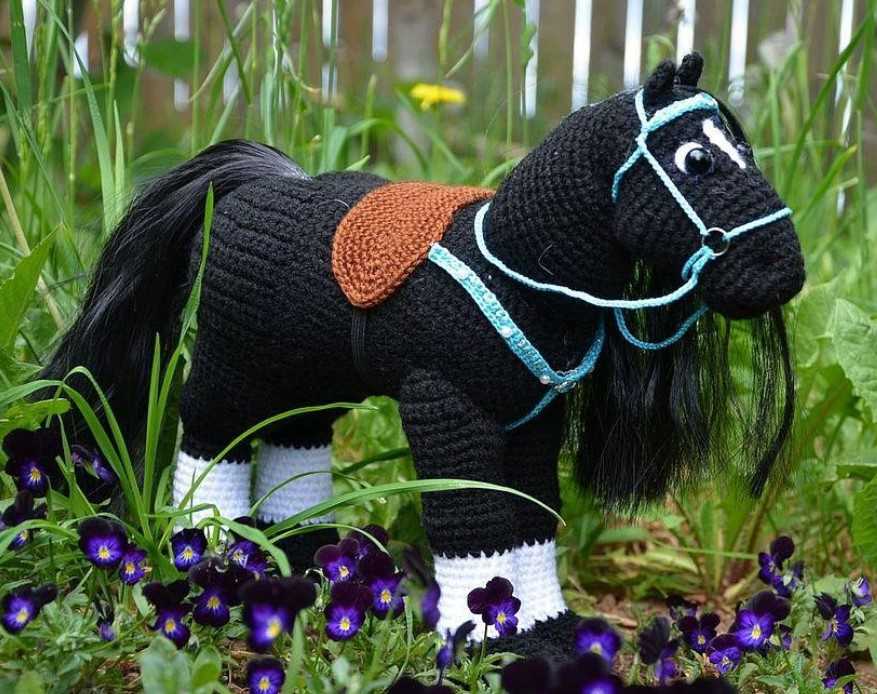 Free horse pattern knitting