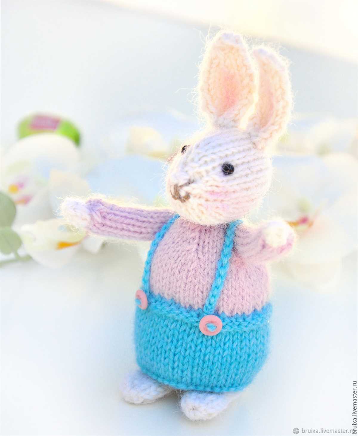 Free knitted bunny egg cosy pattern