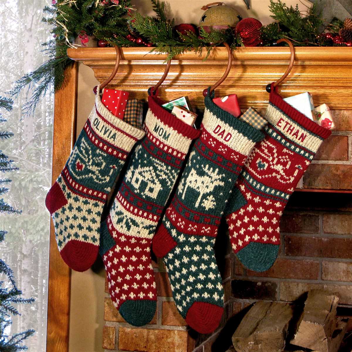 Free knitted christmas stocking patterns with name