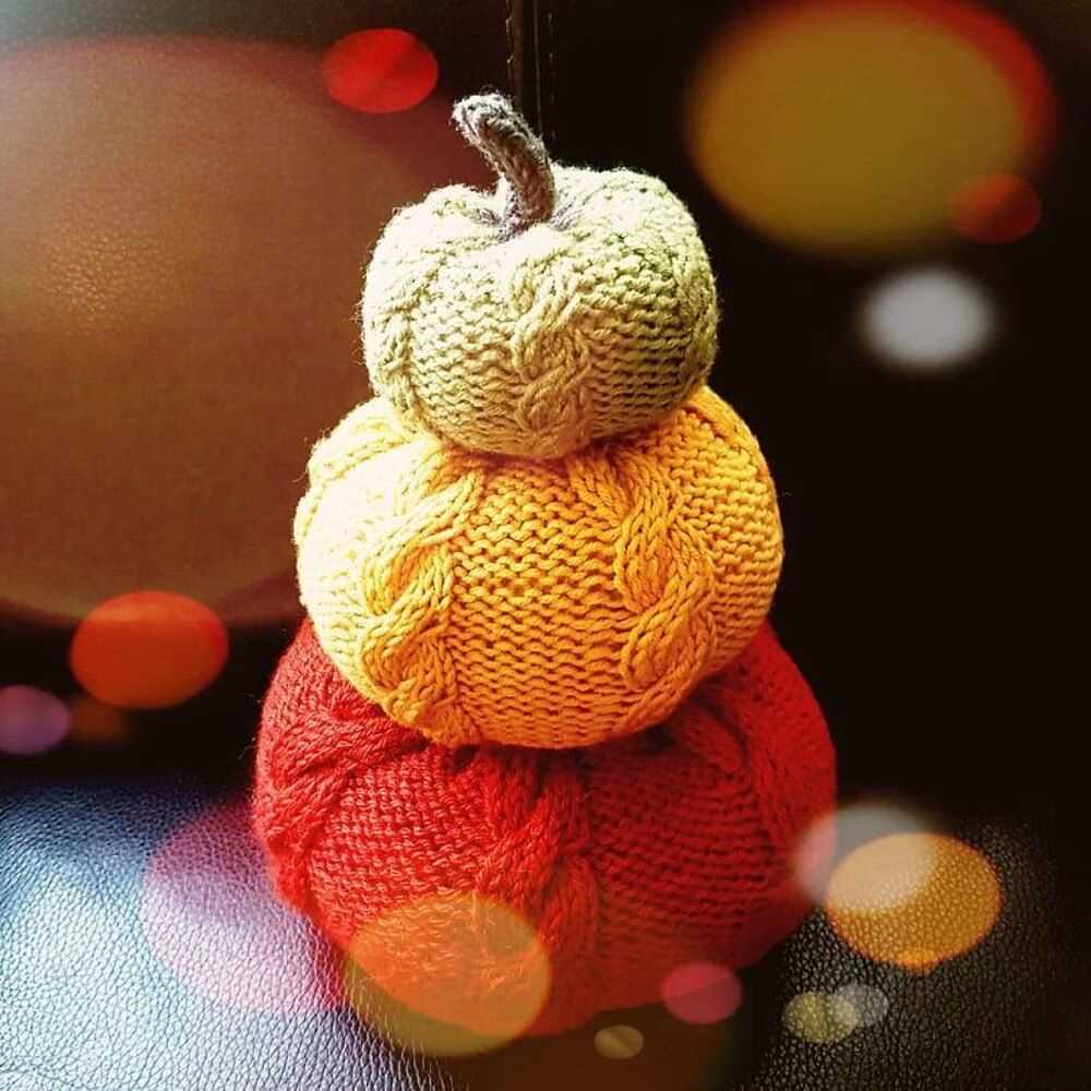 Free knitted pumpkin pattern