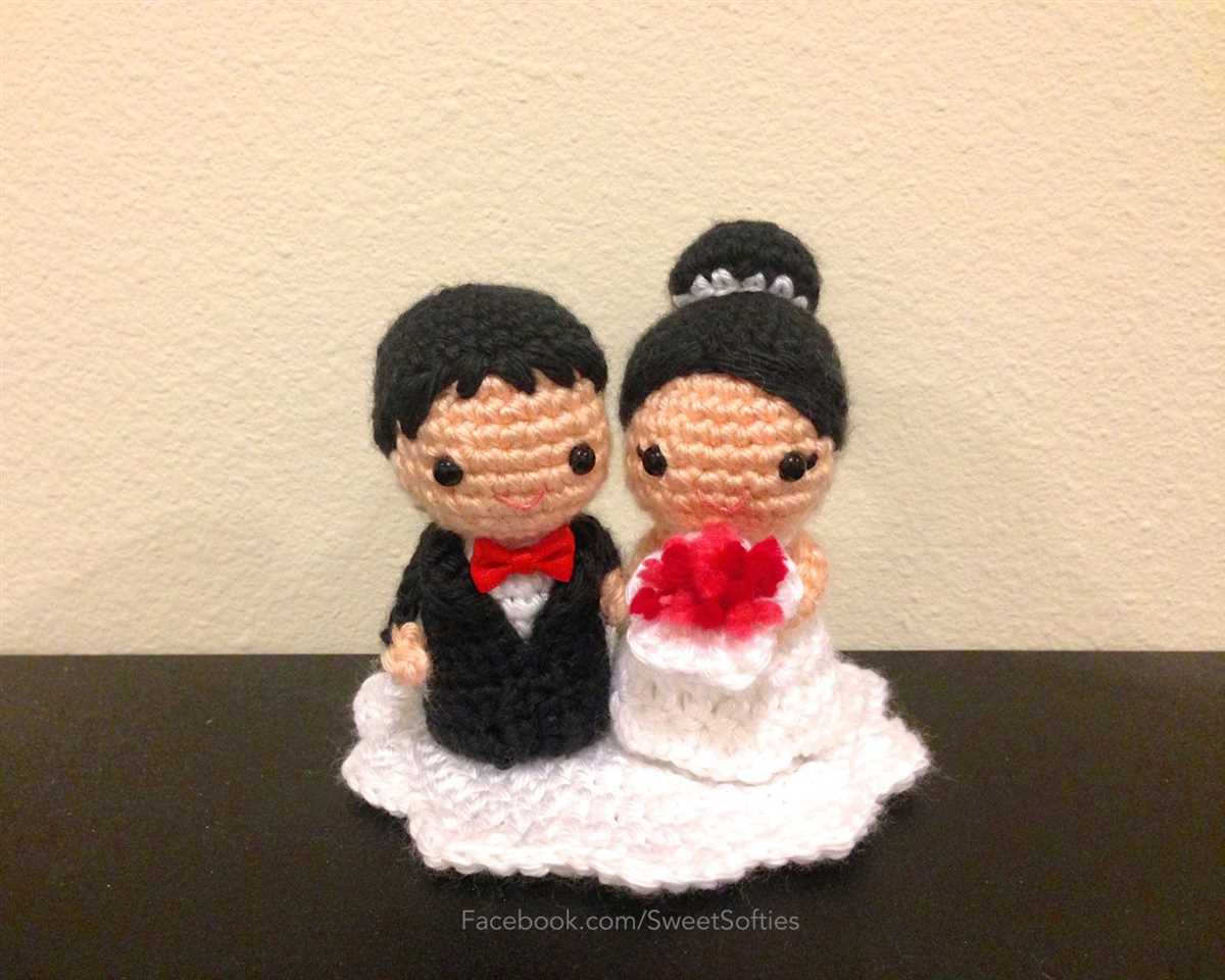 Free knitting pattern for bride and groom dolls