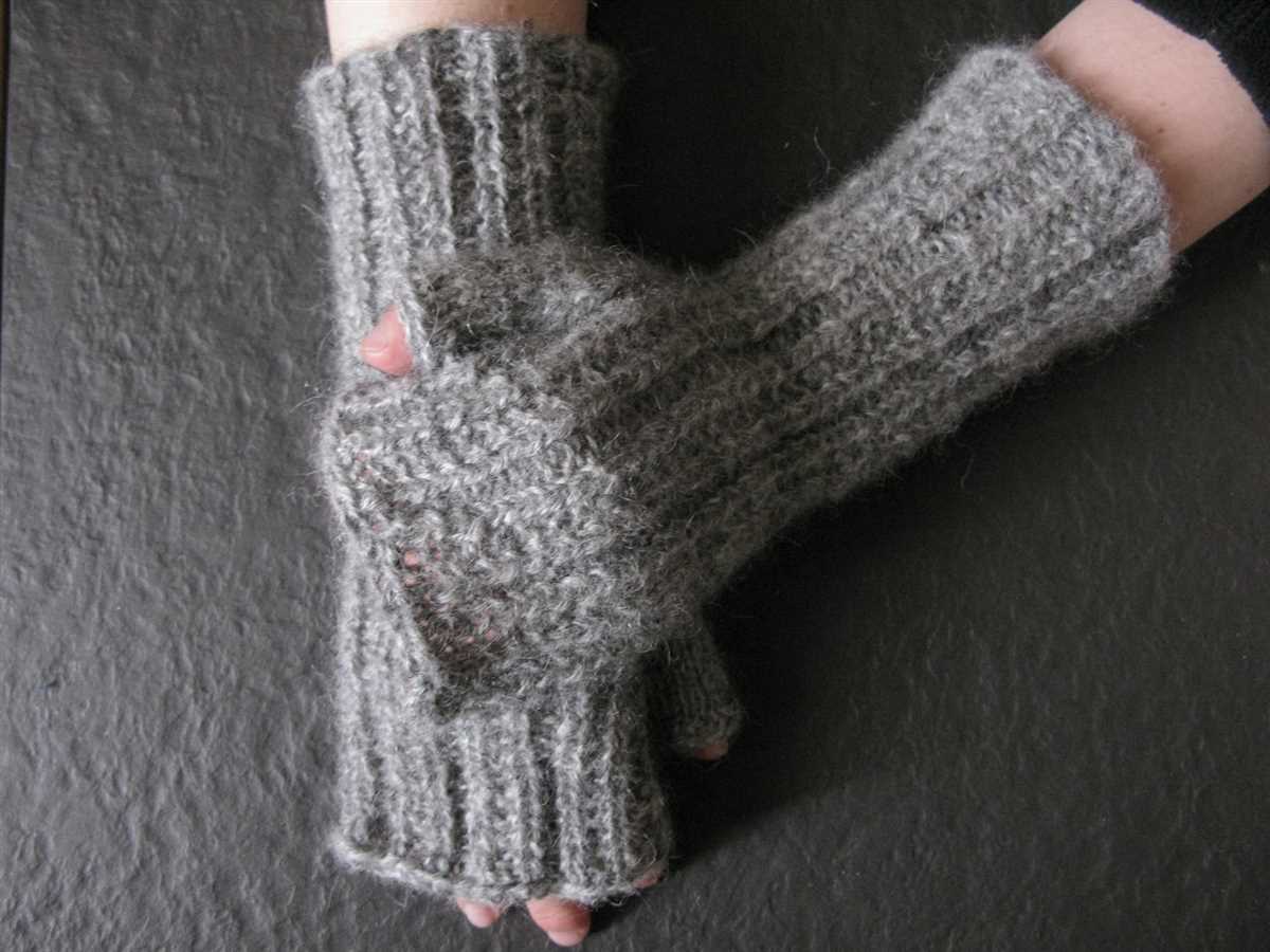 Free knitting pattern for fingerless gloves on 2 needles