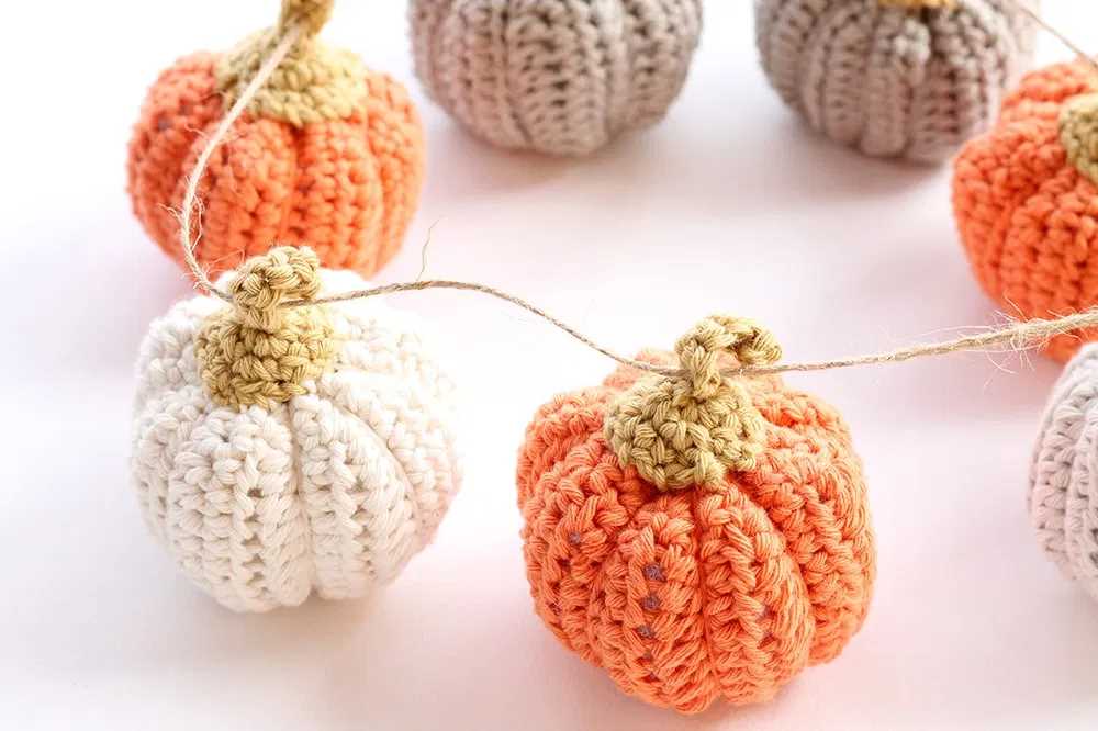 Free knitting pattern for pumpkins