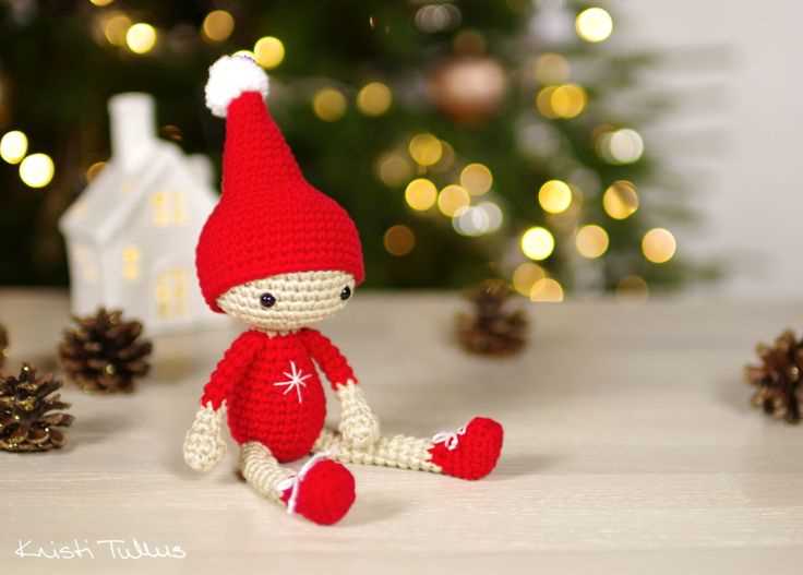 Free knitting pattern for xmas elf