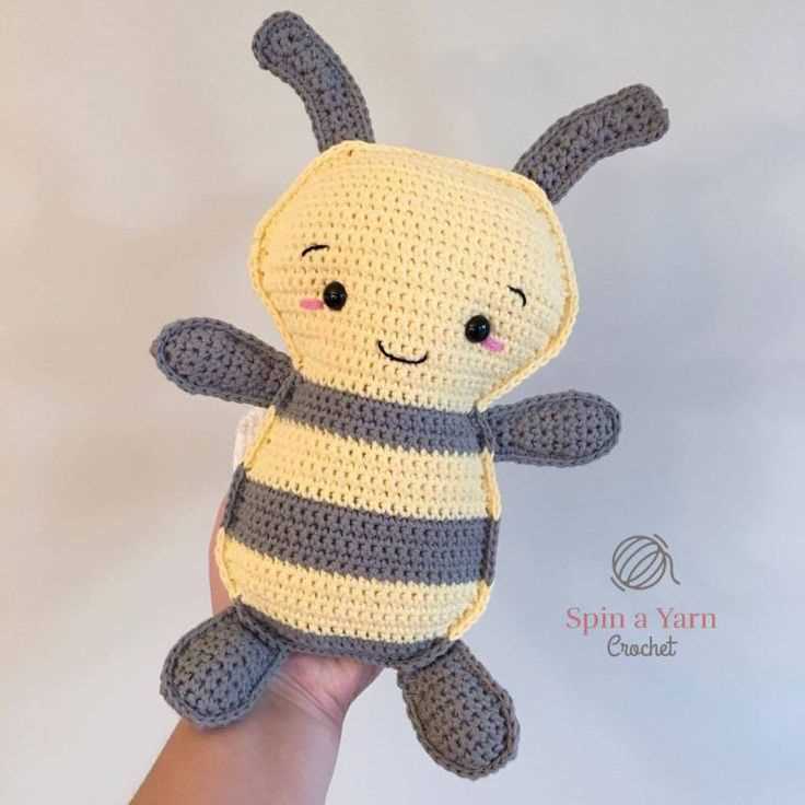 Free knitting patterns for bumblebees