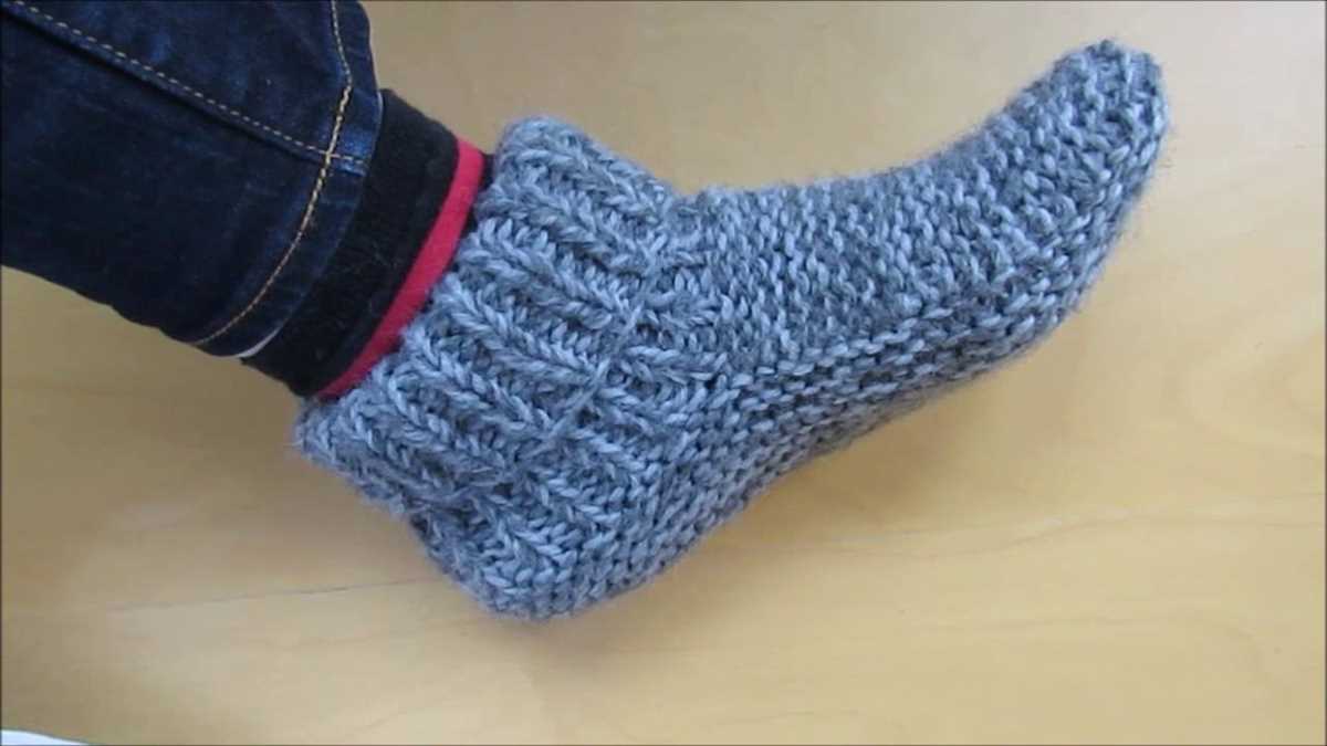 Free knitting patterns for socks on straight needles