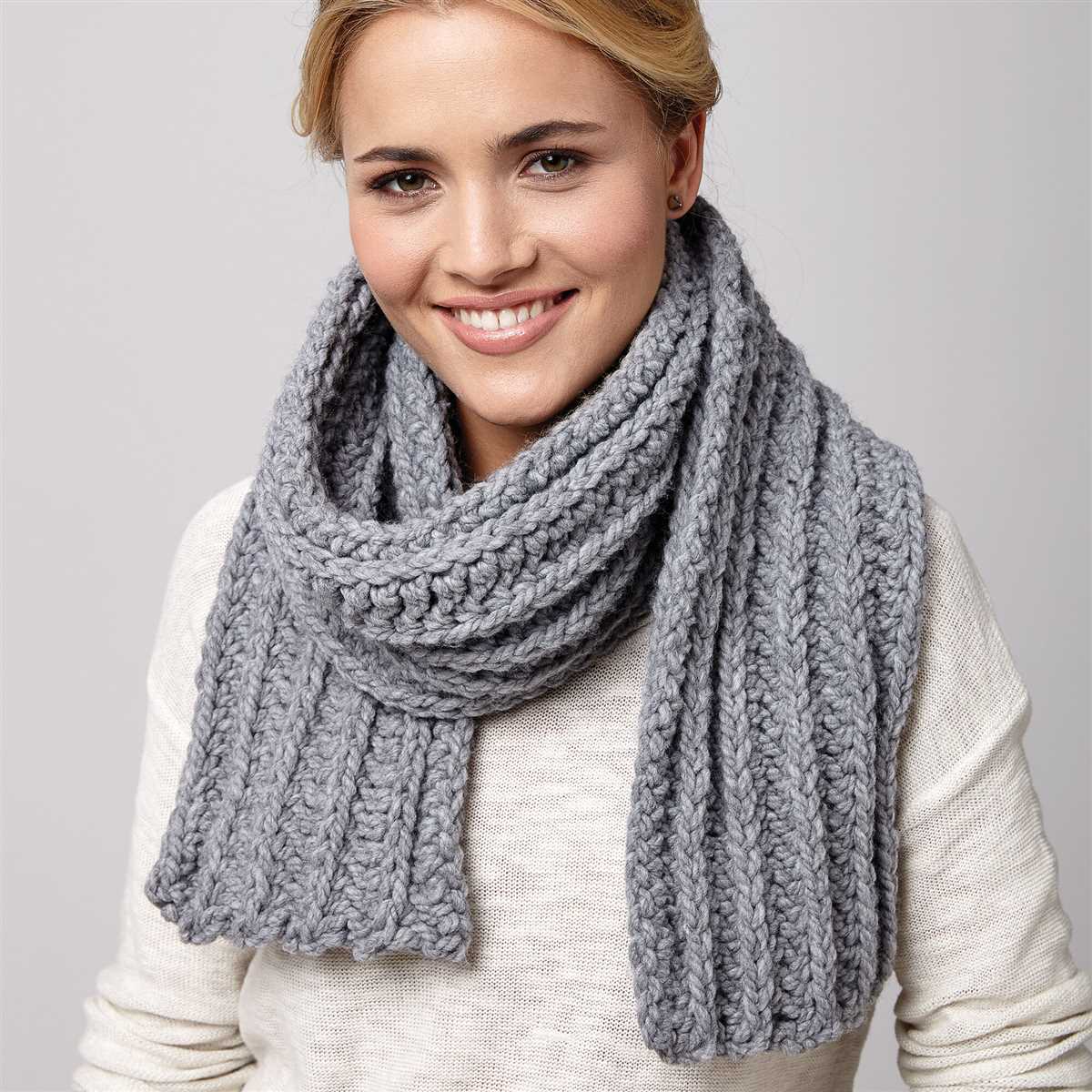 Free ladies hat and scarf knitting patterns