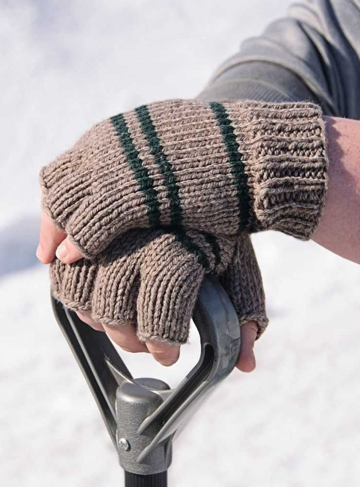 Free mens fingerless gloves knitting pattern pdf