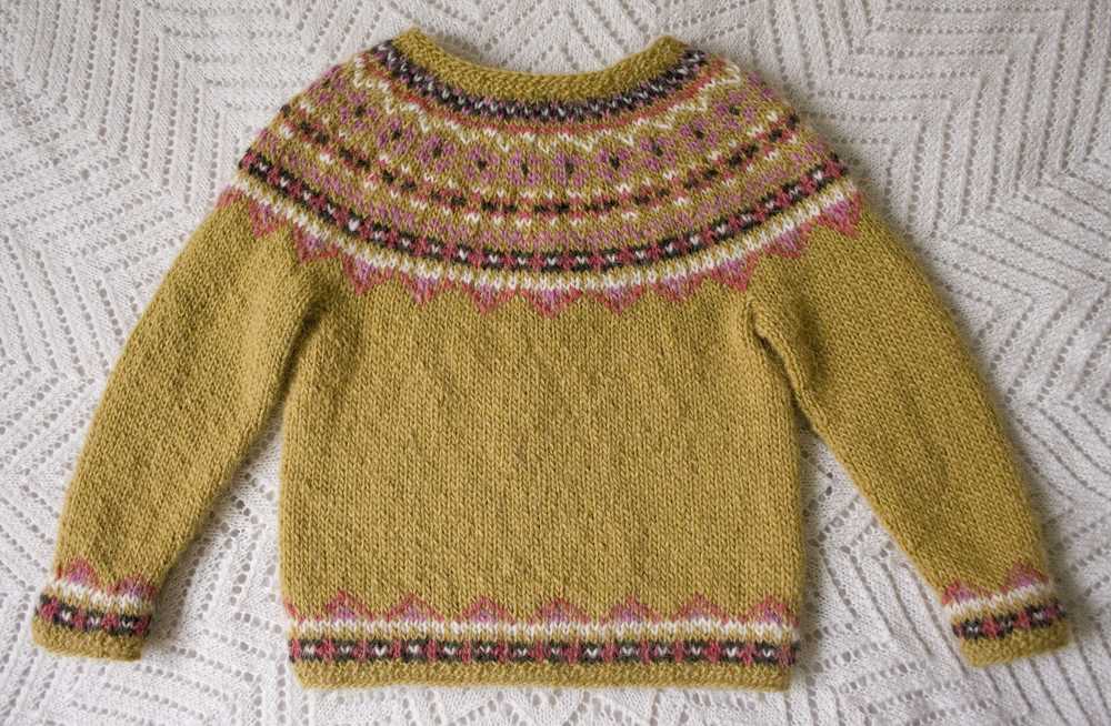 Free sweater knitting patterns in the round