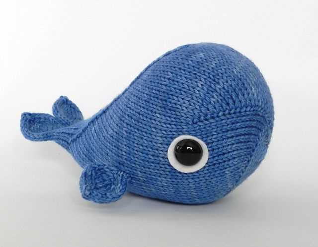 Free whale knitting pattern