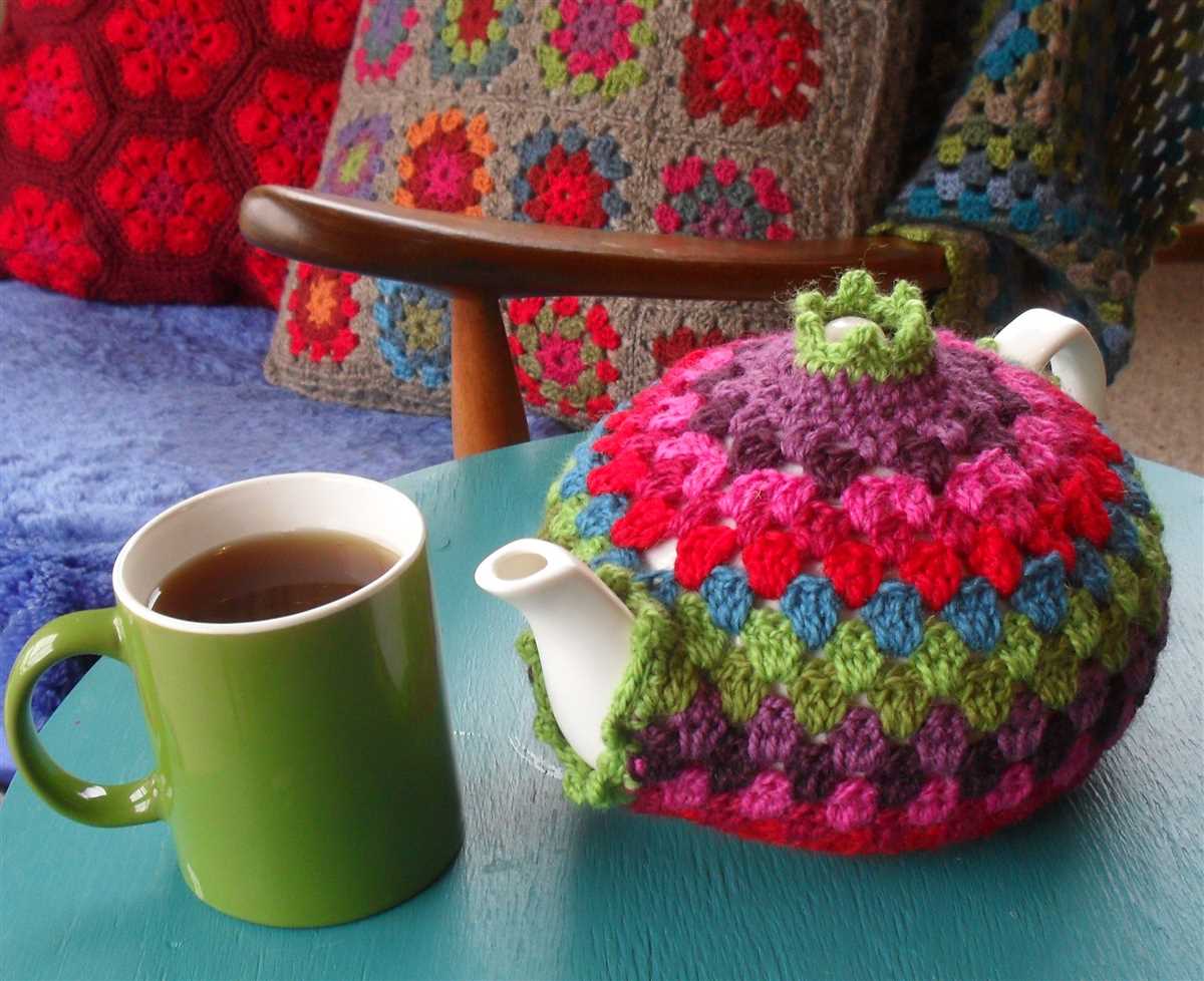 Funky tea cosy knitting patterns