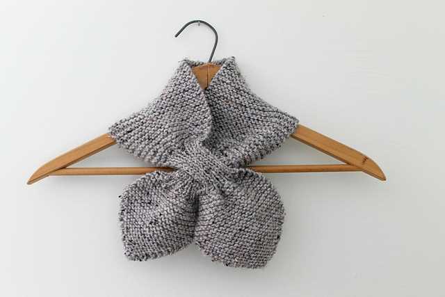 Garter stitch scarf knitting pattern