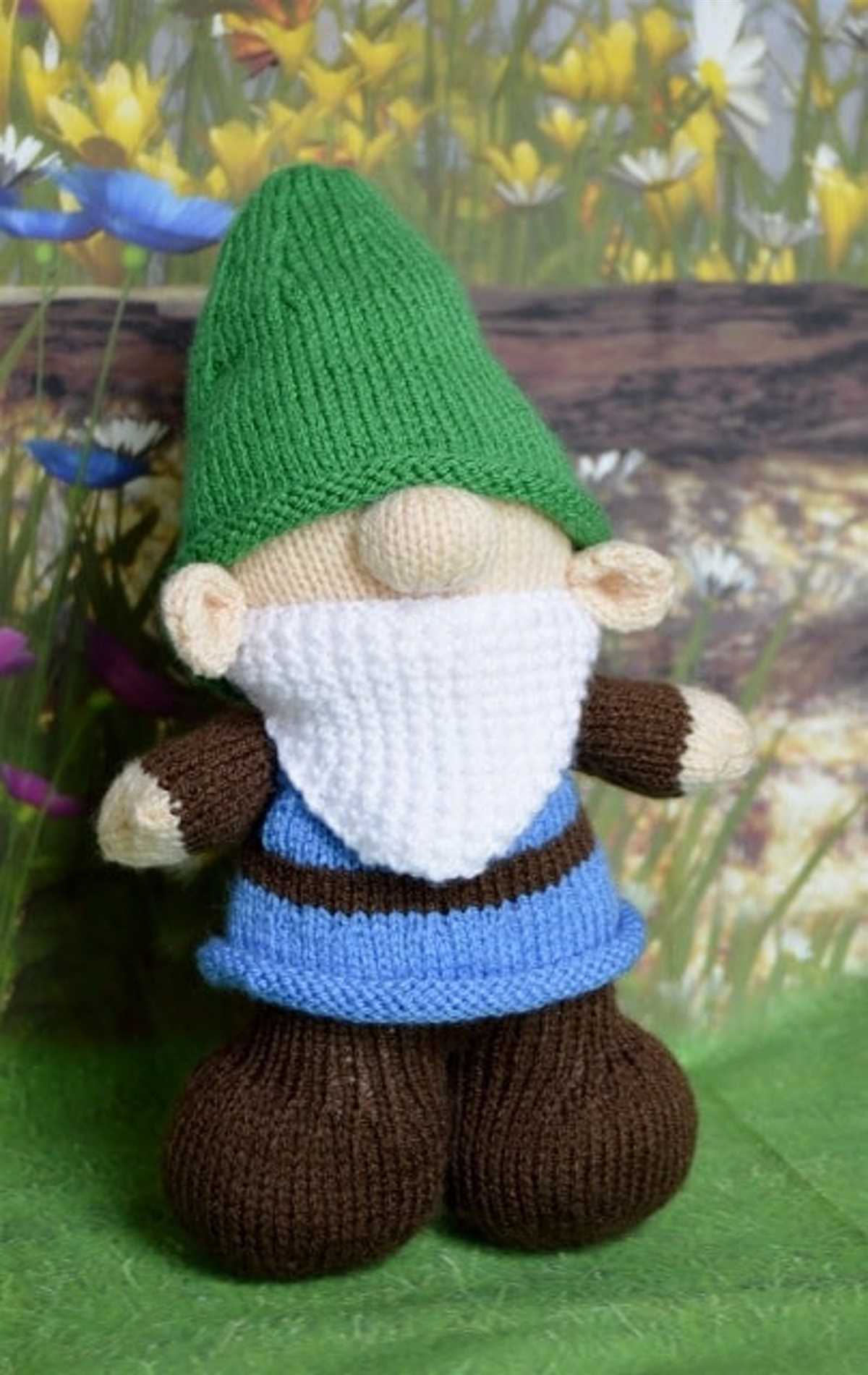 Gnome knitting pattern