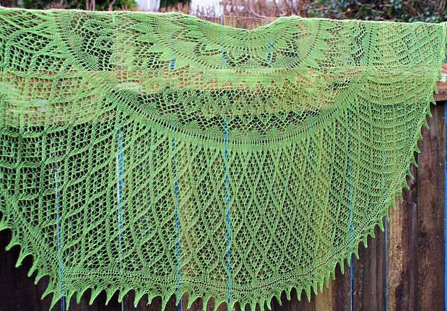 Half circle shawl knit pattern