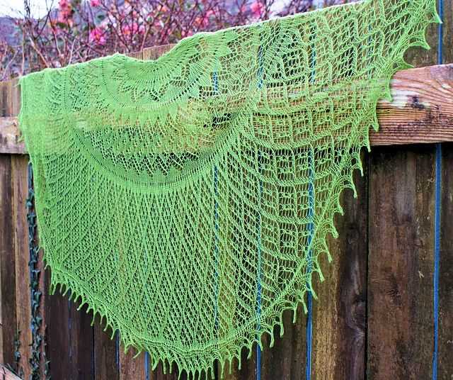 Half circle shawl knitting pattern