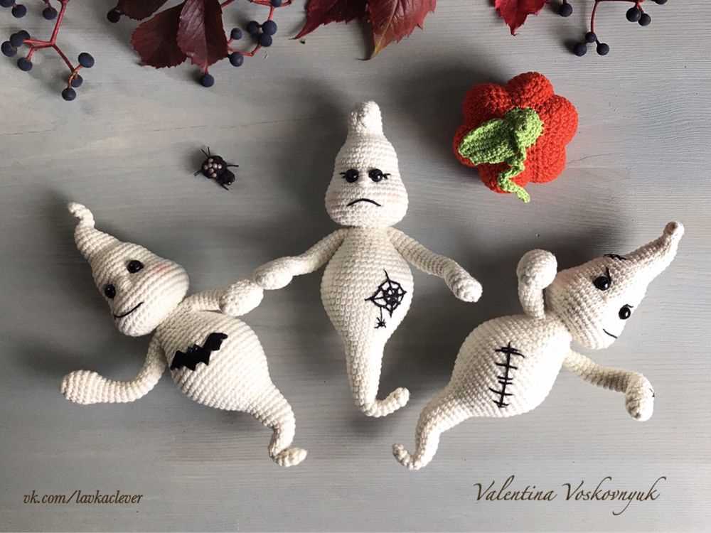 Halloween ghost knitting pattern