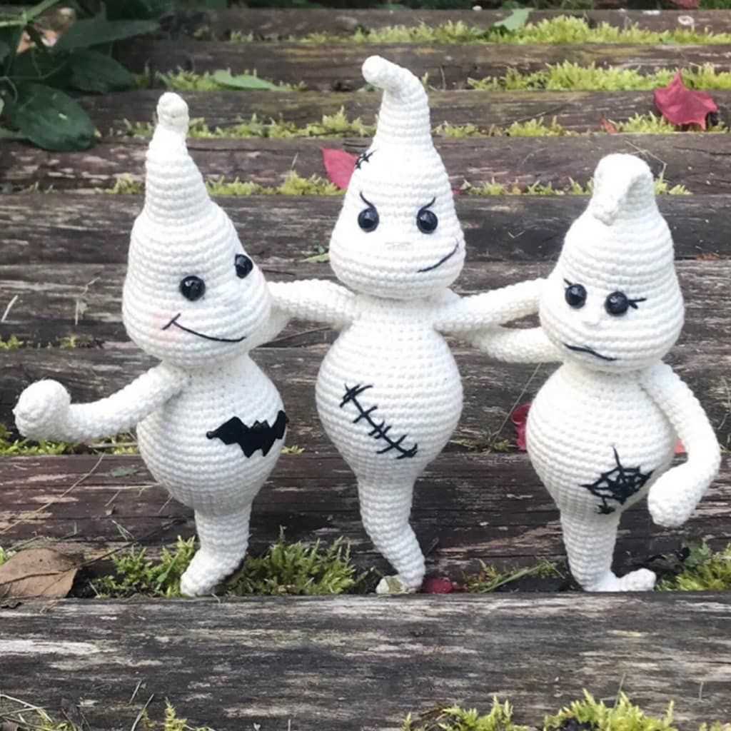 Halloween ghost knitting pattern