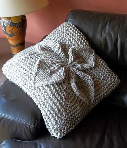 Hand knitted pillow patterns