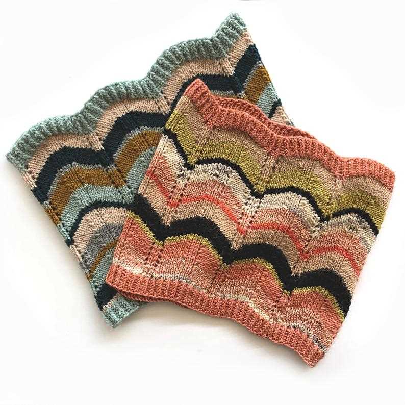 Hand knit cowl patterns