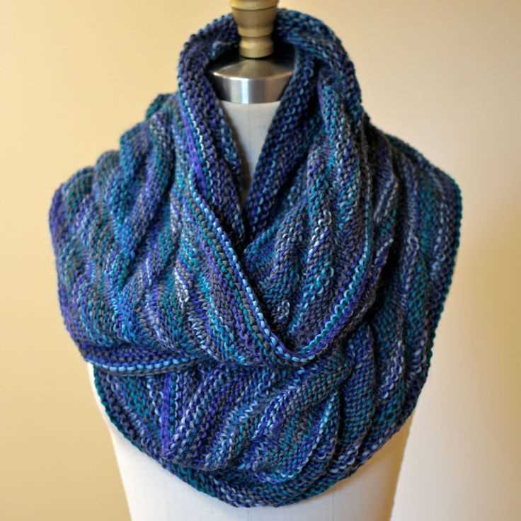 Hand knit cowl patterns