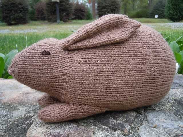 Henry's bunny knitting pattern