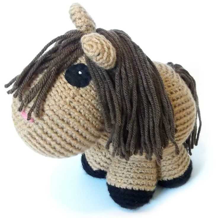 Horse knitting pattern