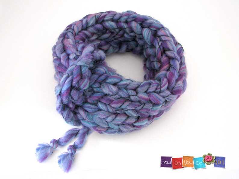 Infinity scarf knitting pattern bulky yarn