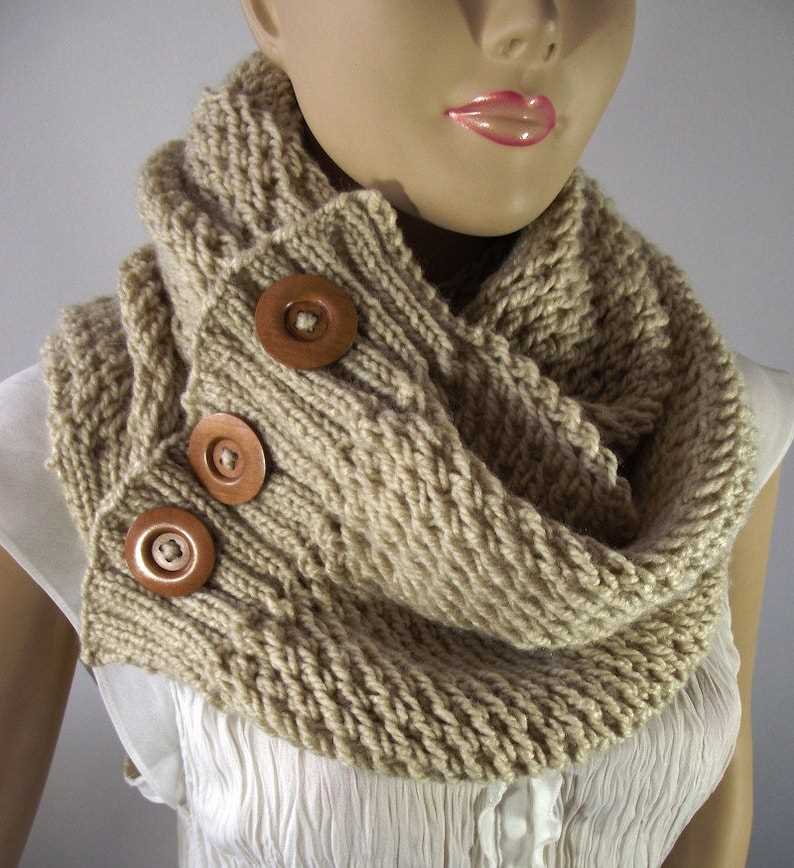 Infinity scarf knitting pattern bulky yarn