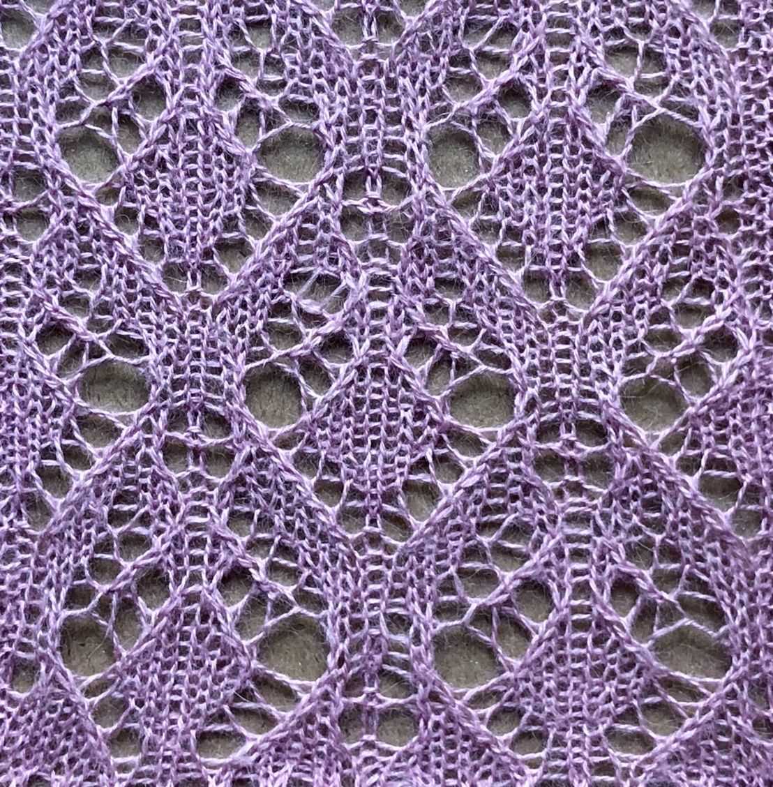 Ivy lace knitting pattern