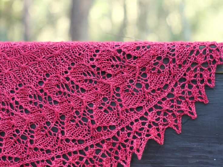 Ivy lace knitting pattern