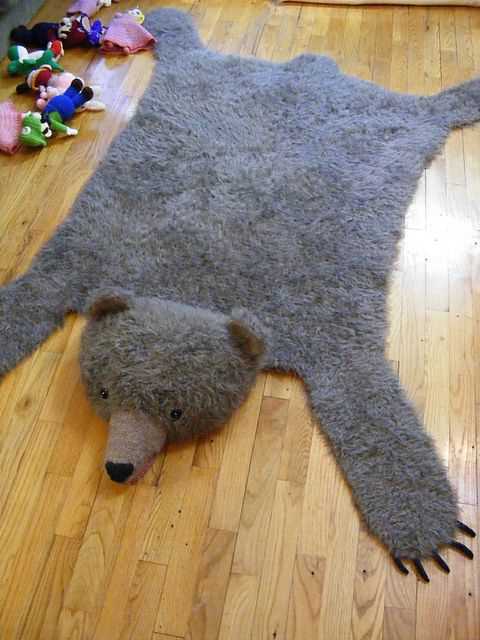 Knit bear rug pattern