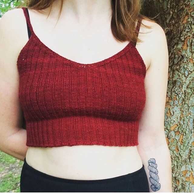 Knit pattern crop top