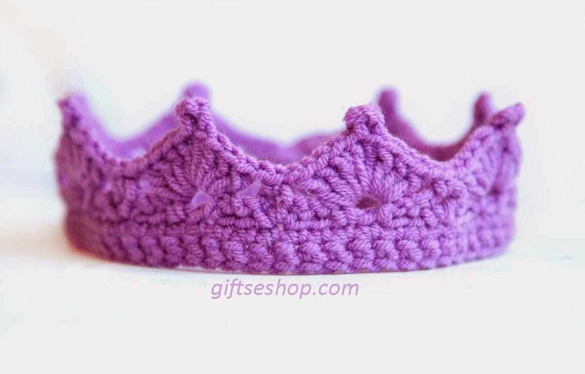 Knit tiara pattern