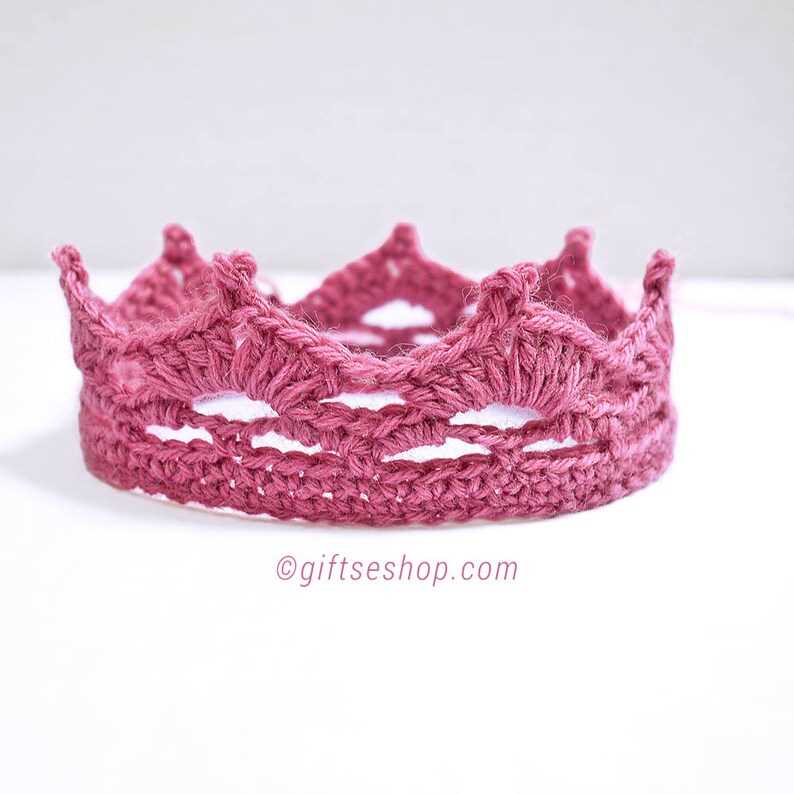 Knit tiara pattern