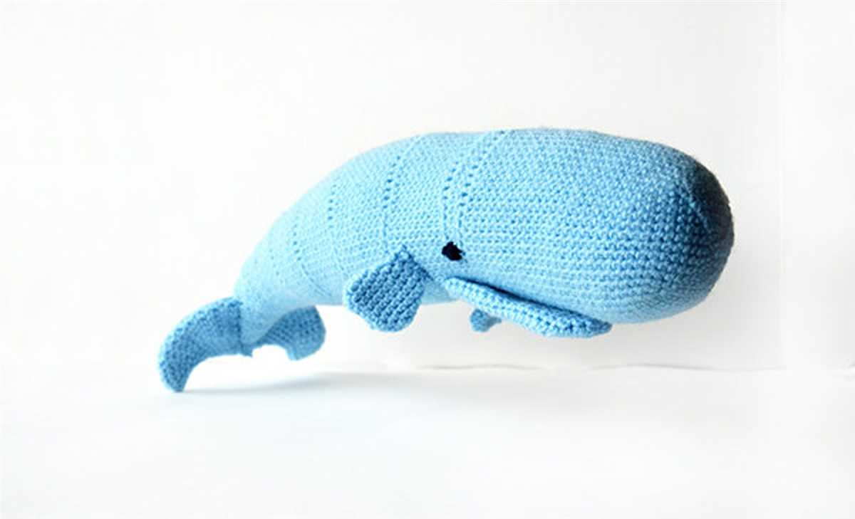 Knit whale pattern