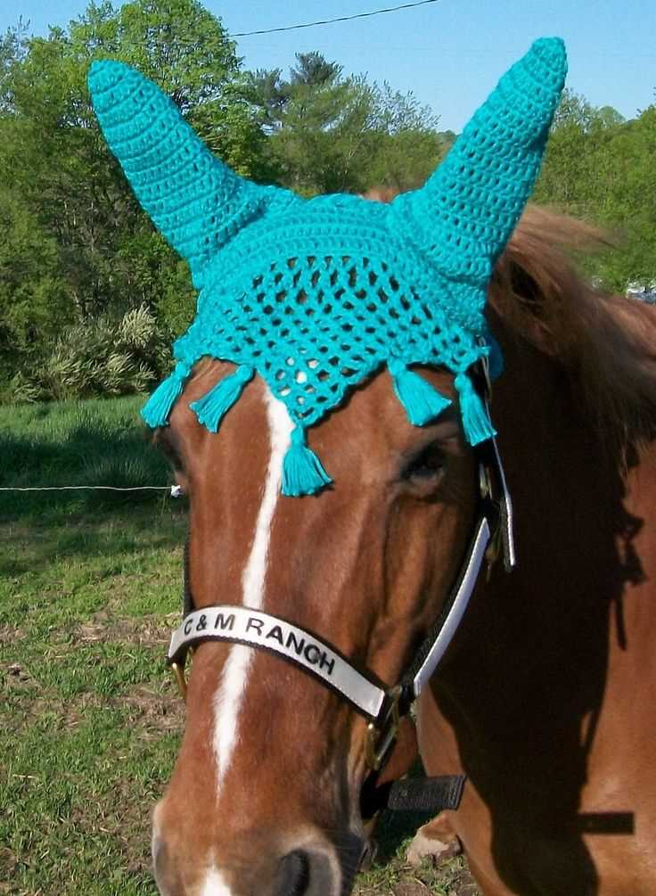 Knit horse bonnet pattern