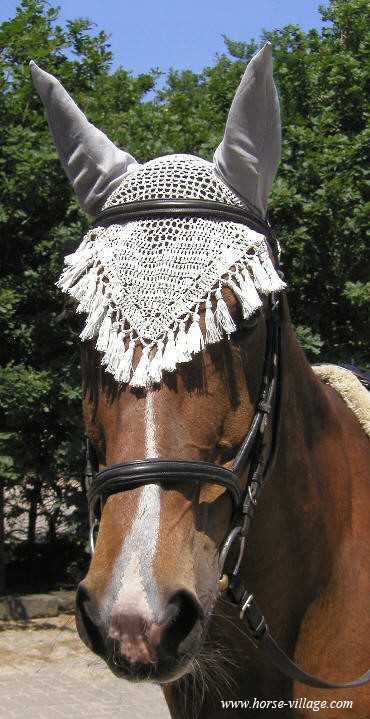 Knit horse bonnet pattern