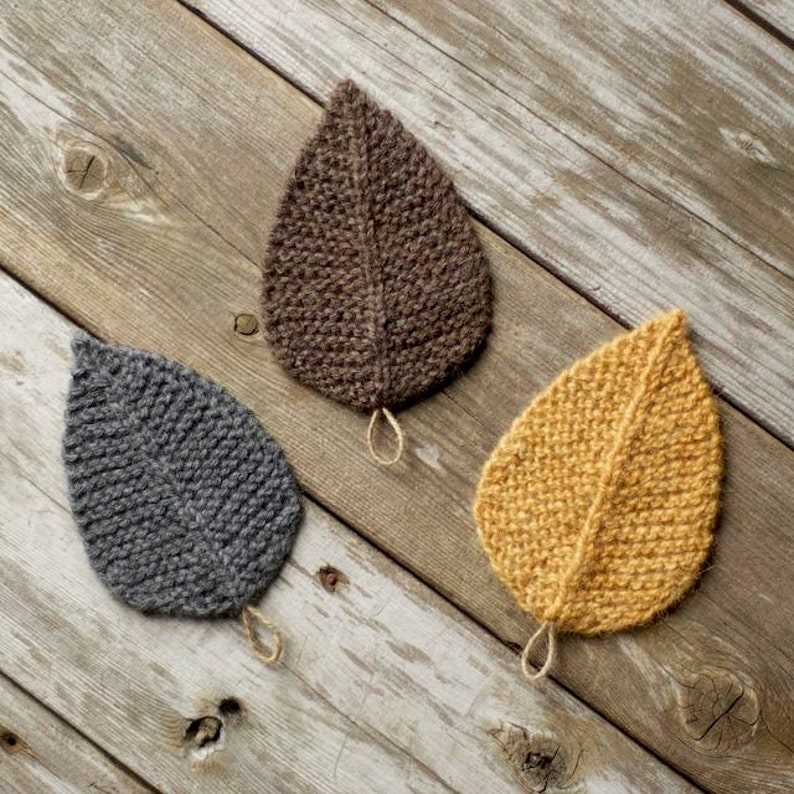 Knit leaf pattern