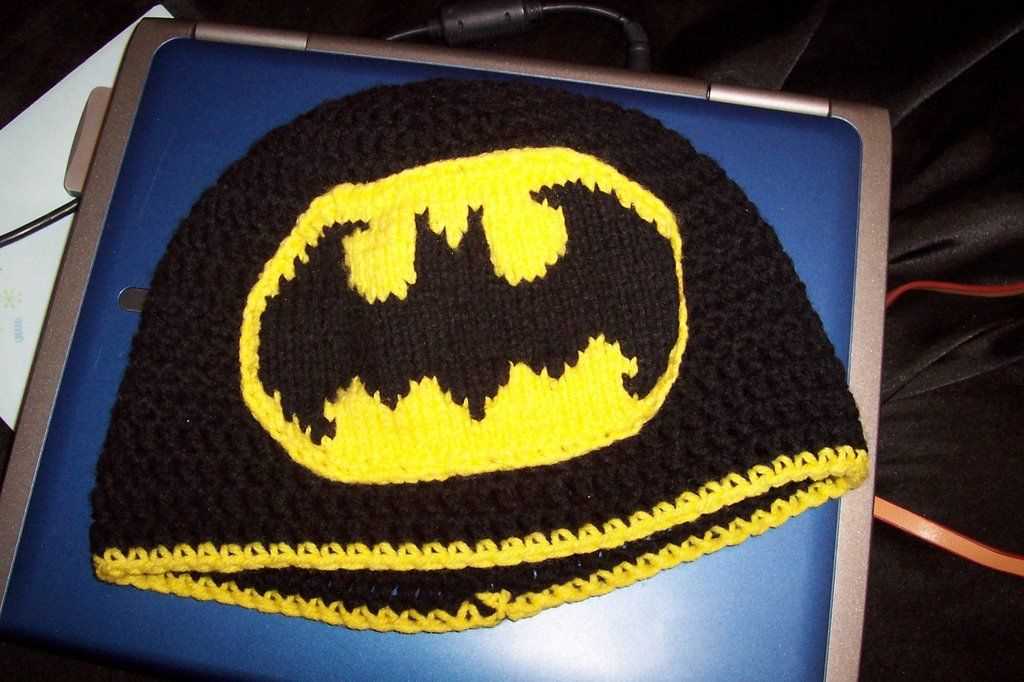 Knitted batman hat pattern free