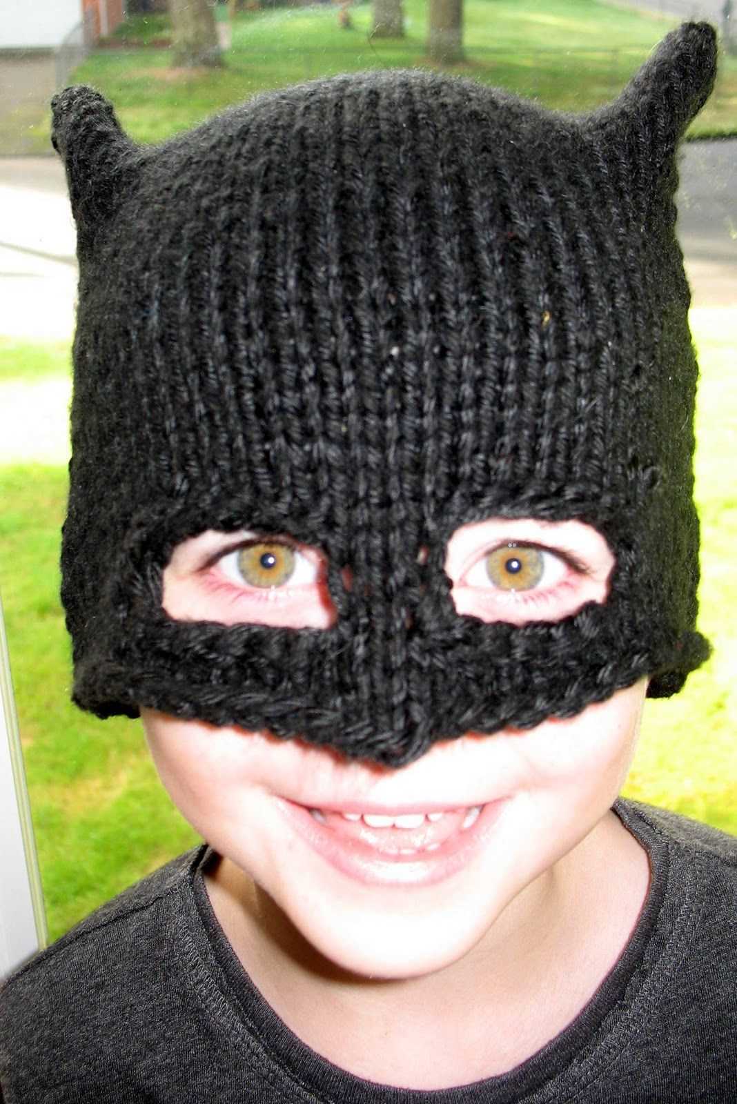 Knitted batman hat pattern free