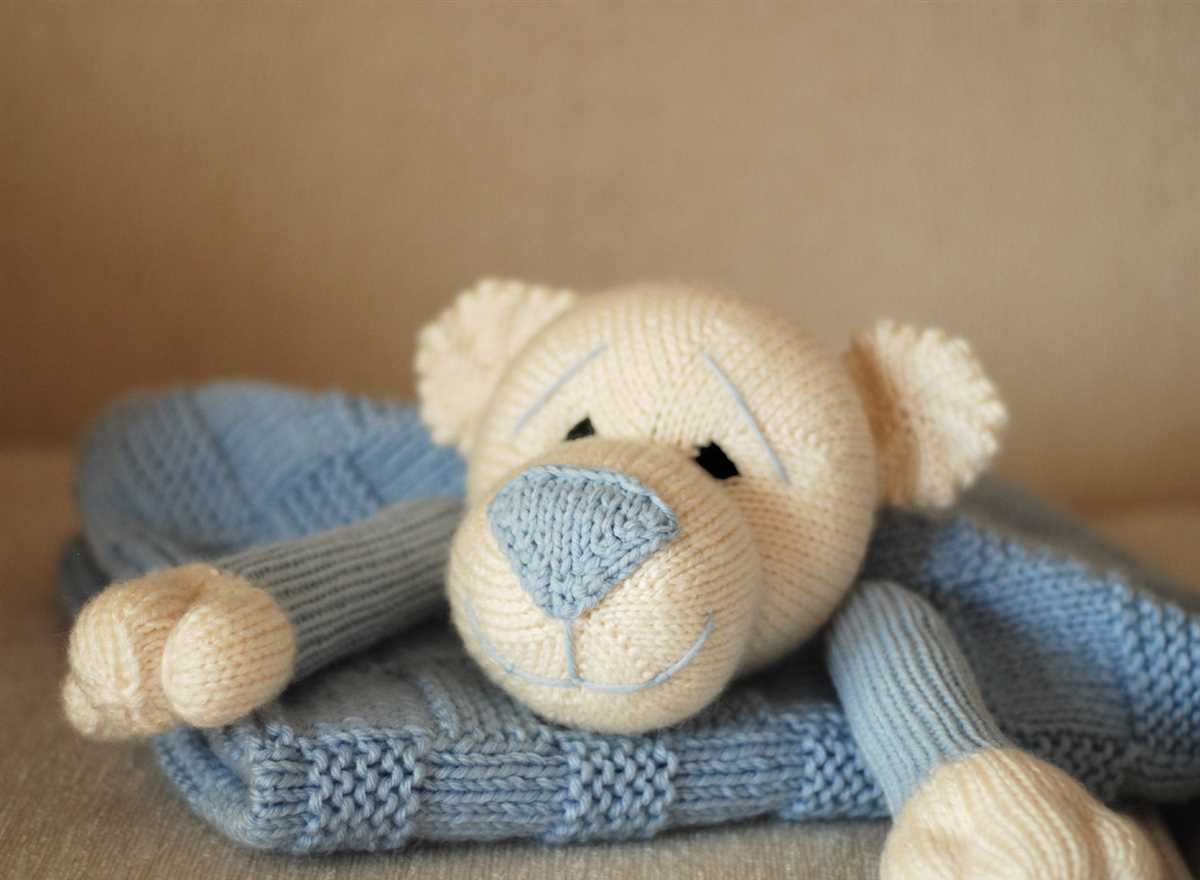 Knitted bear blanket pattern