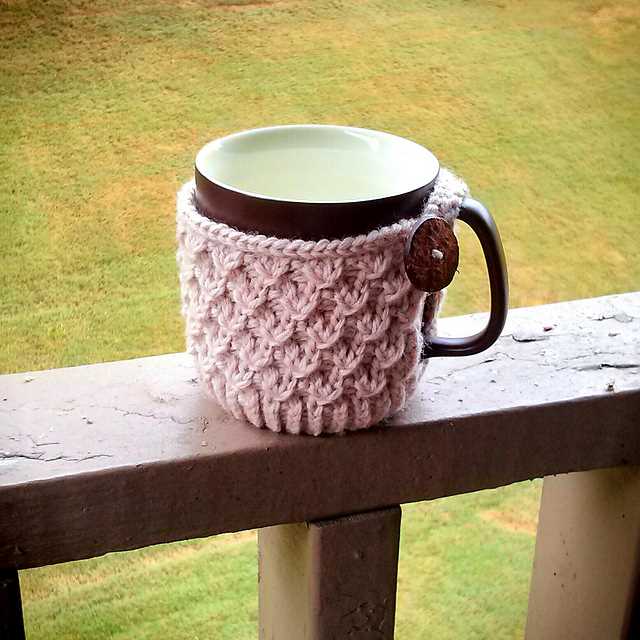 Knitted coffee mug sleeve pattern