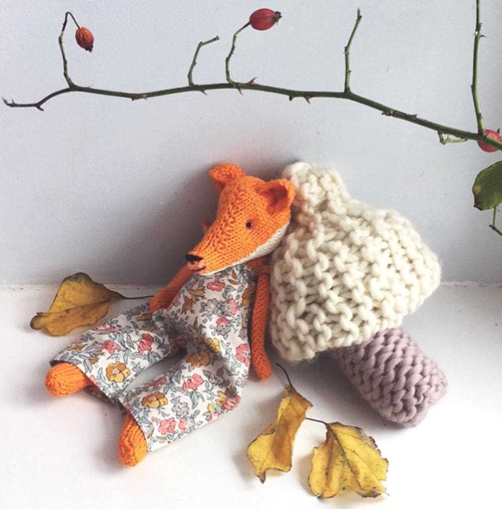 Knitted fox pattern