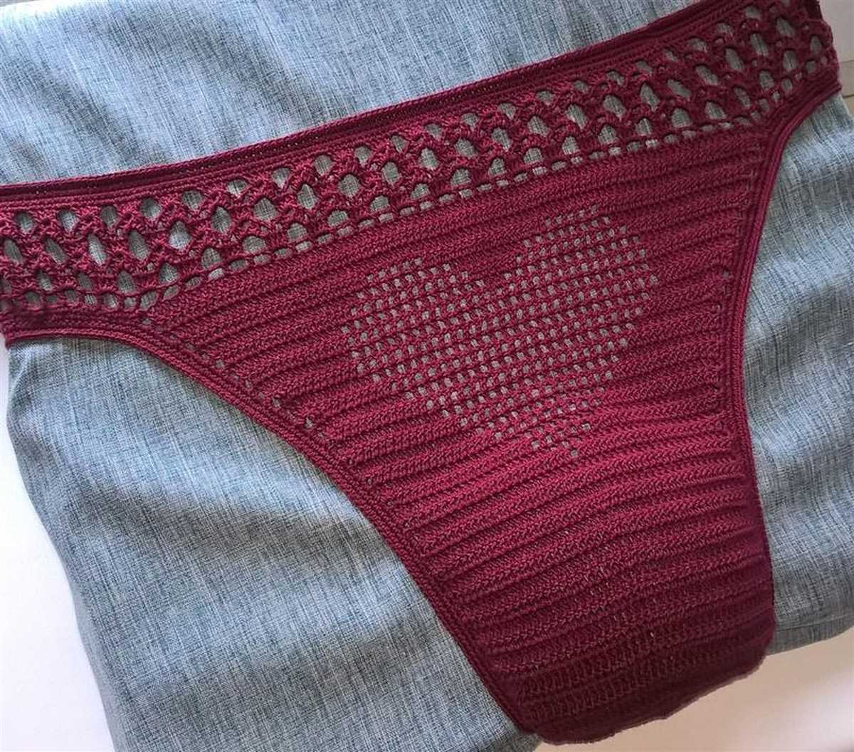 Knitted mens thong pattern