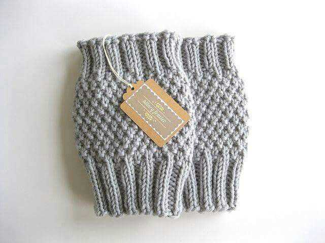 Knitted nipple warmers pattern