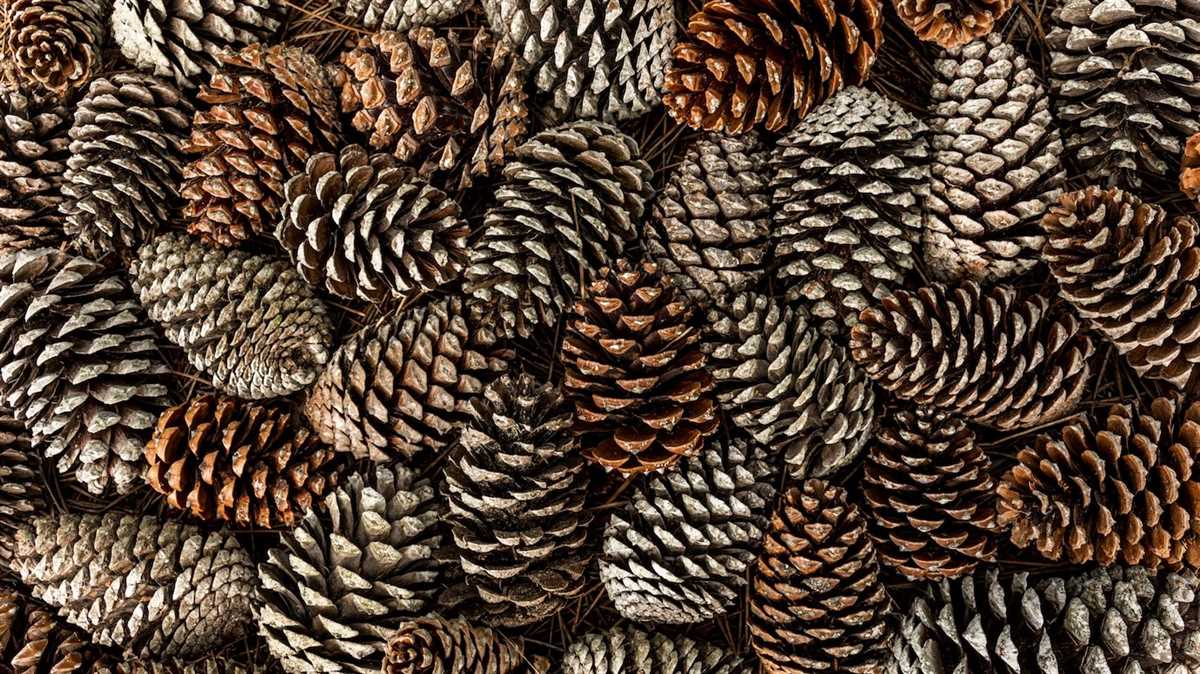 Knitted pine cone pattern